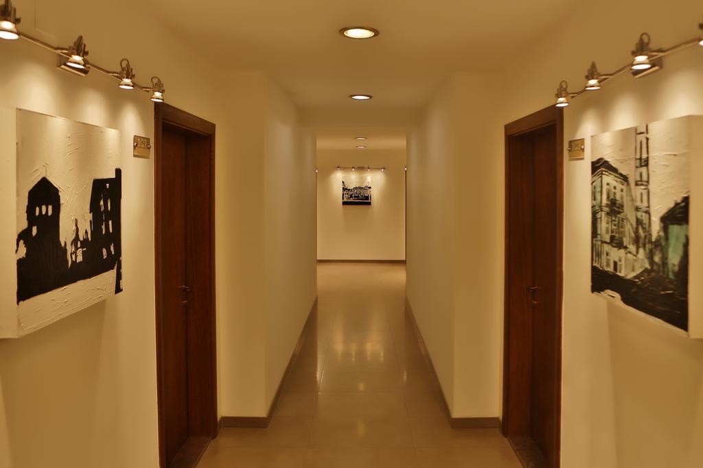 Hotel Centrum Призрен Екстериор снимка